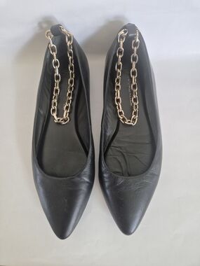 Antonio Melani Black Faux Leather Flats – Size Unknown